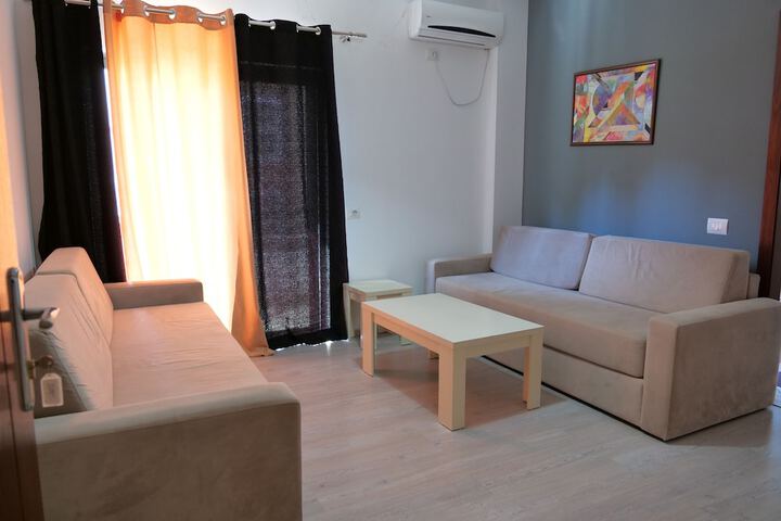 Room 20 of 48