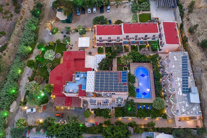Hotel 65 of 66