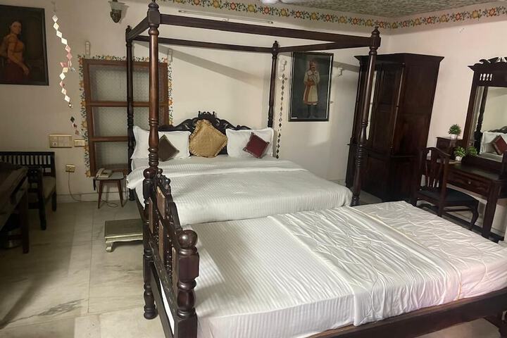 Room 7 of 46