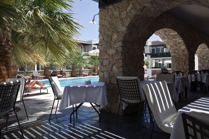 Dining Photos
