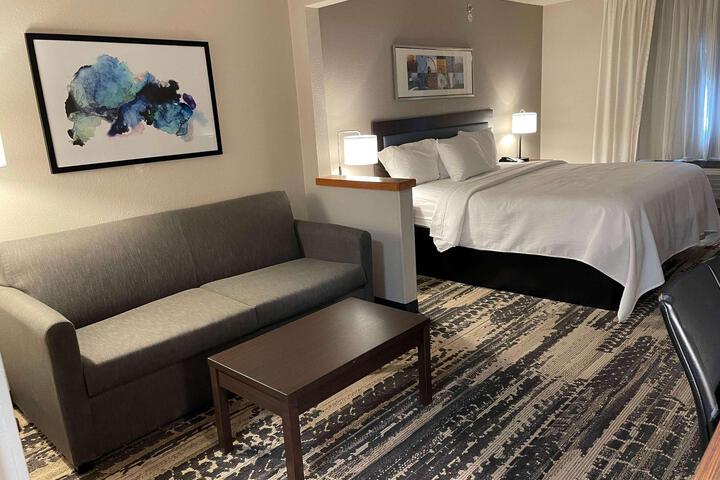Double Accessible King Size Bed (2 of 5)