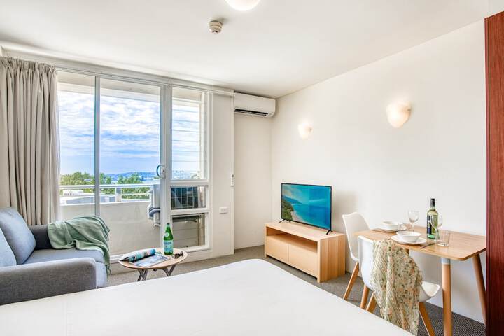 Room 48 of 80