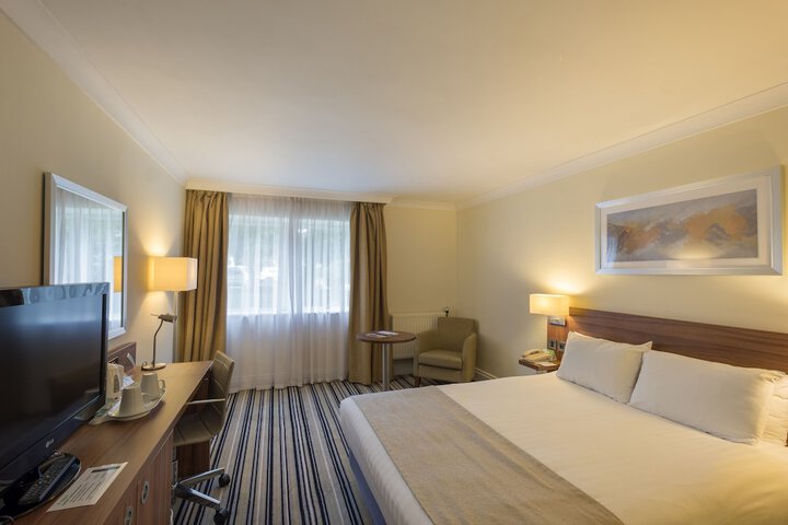 Room 10 of 95