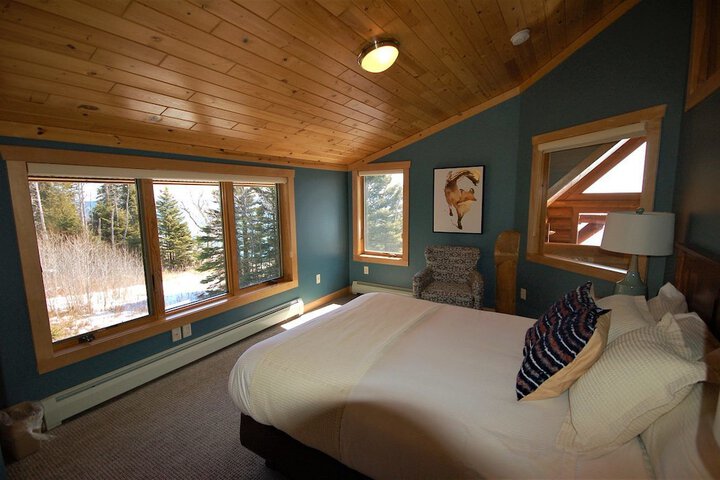 Room 6 of 35