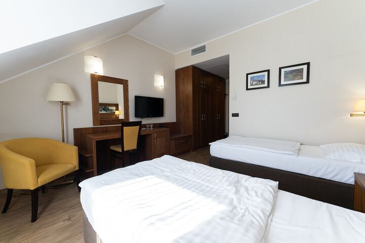 Room 30 of 138