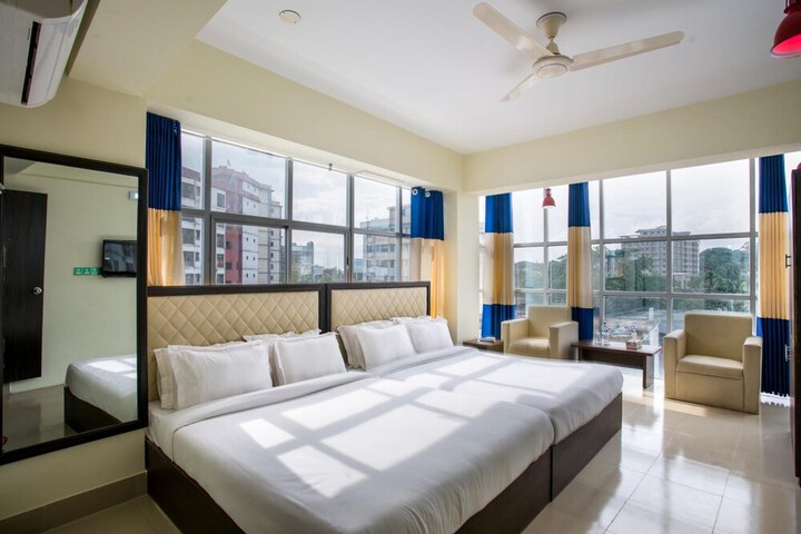 Room 27 of 44