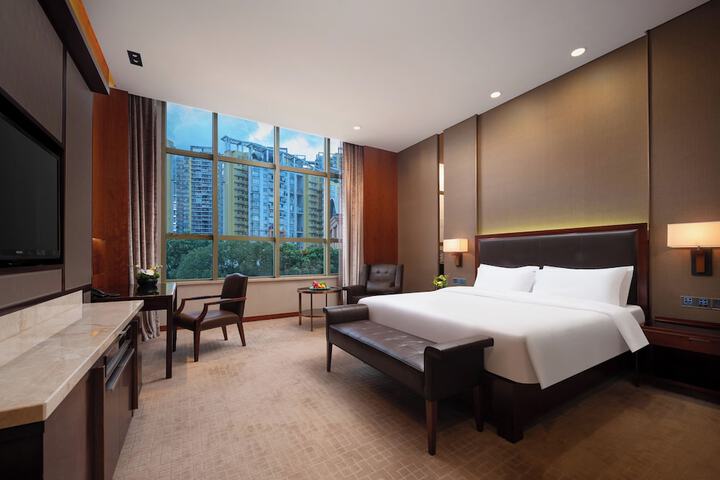 Room 15 of 44