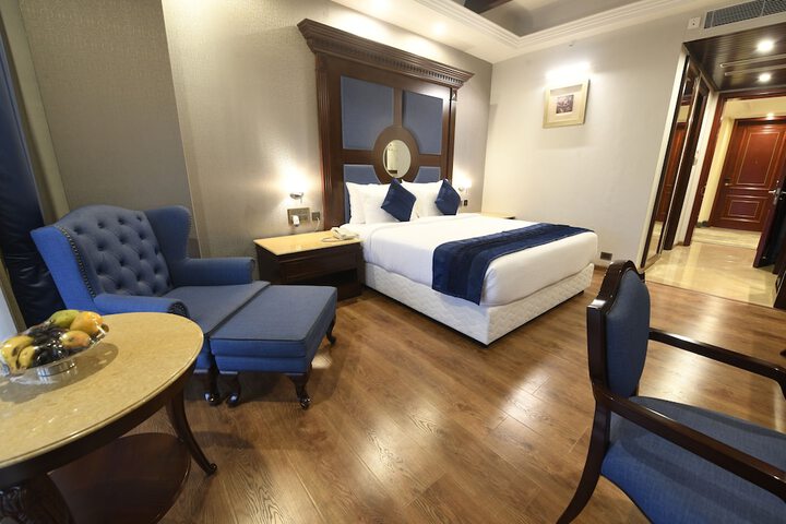 Room 16 of 24