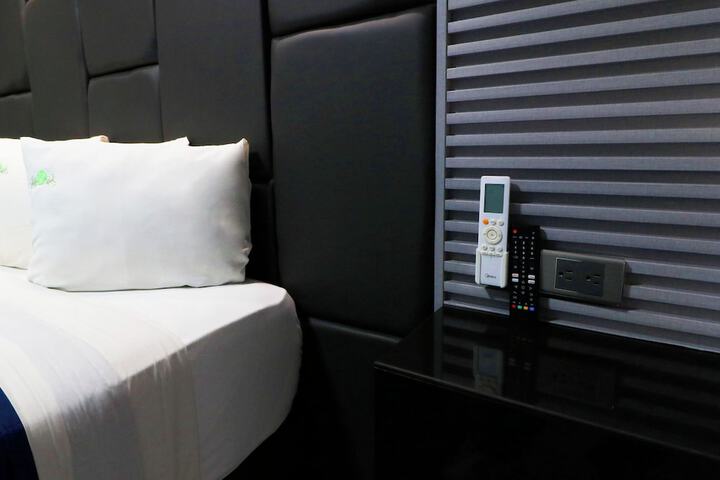 Room 16 of 58