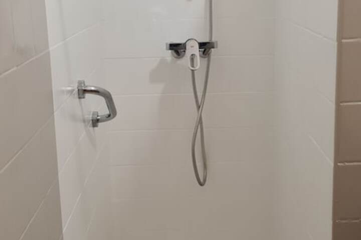 Room 67 of 111