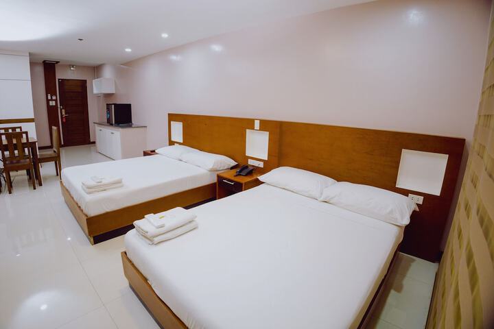 Room 18 of 29