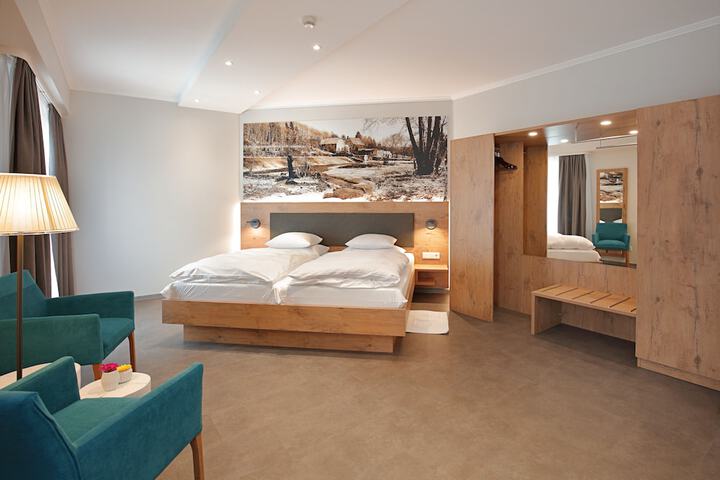 Room 4 of 47