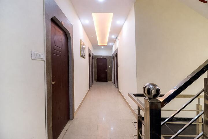 Room 26 of 34