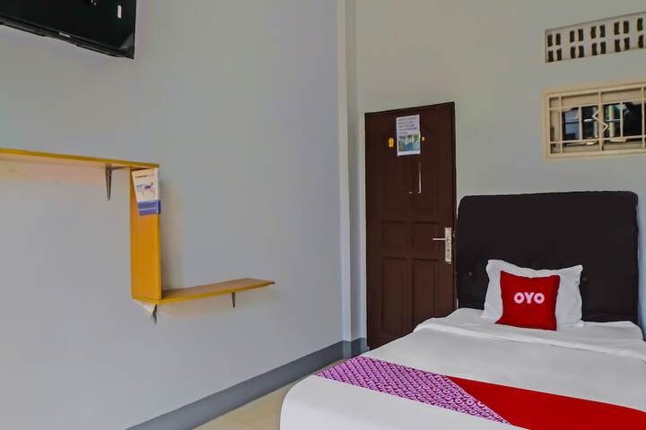 Room 9 of 21