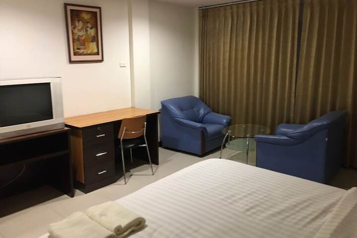 Room 31 of 68