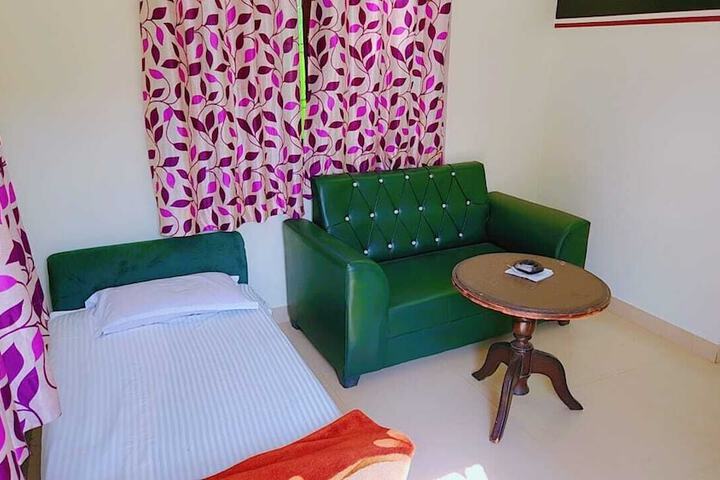 Room 3 of 15