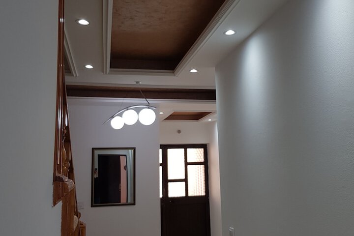 Ballroom/Hall 77 of 96