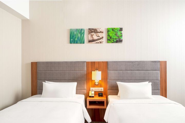 Room 21 of 113