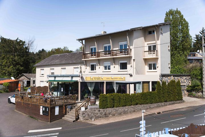Exterior of Le Marius Hotel