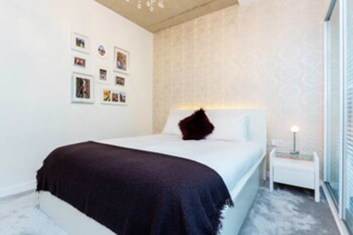 Room 13 of 15