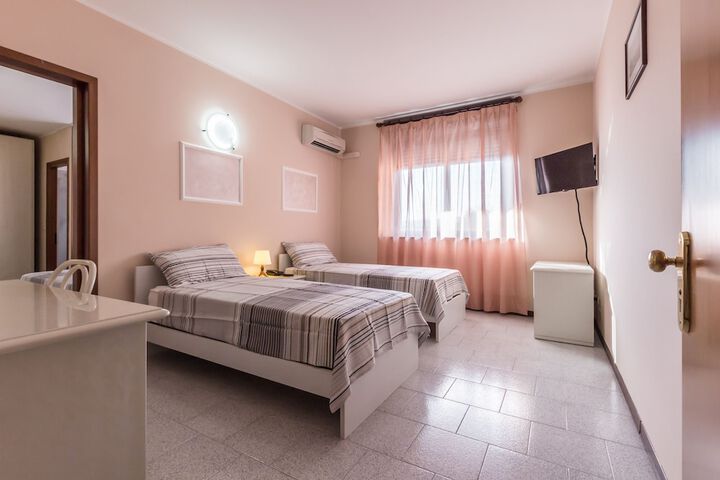 Hotel Maris