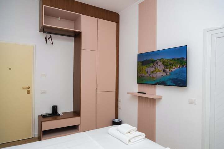 Room 68 of 120