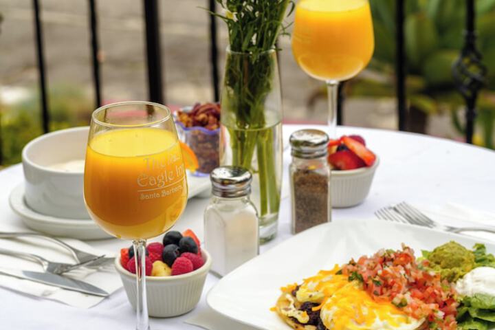 Breakfast/Coffee Service 181 of 221