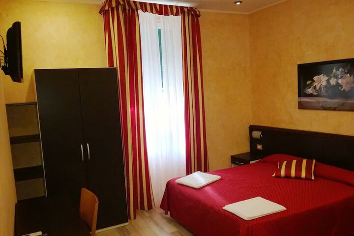 Room 7 of 41