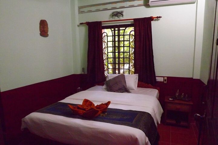 Room 7 of 48