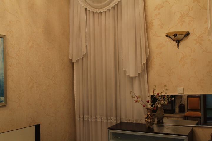Room 31 of 36