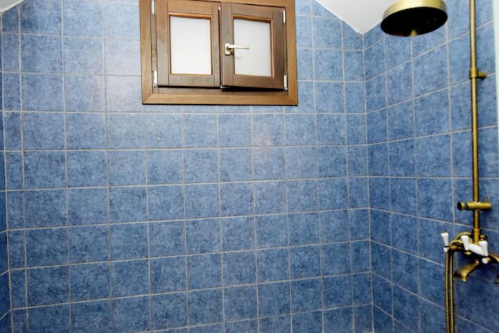 Room 40 of 60