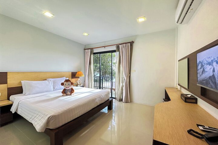 Room 15 of 46
