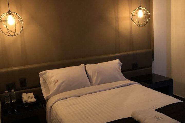 Room 15 of 49
