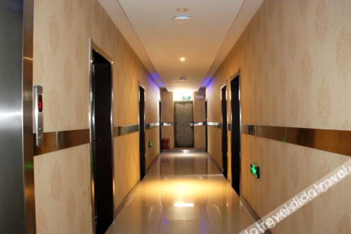 Hotel Interior 25 of 41