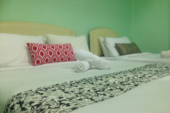 Room 21 of 52