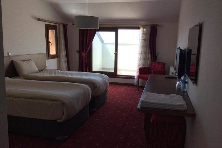 Room 9 of 46