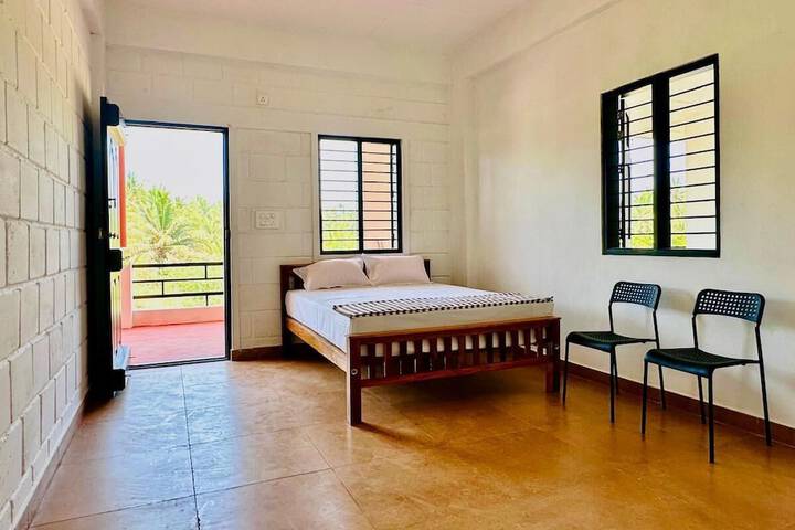 Nischala Stay at Isha Yoga Center
