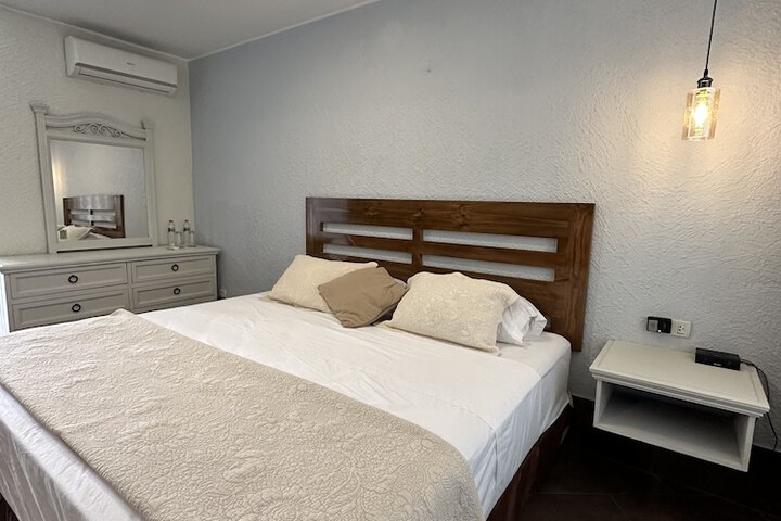 Room 15 of 63
