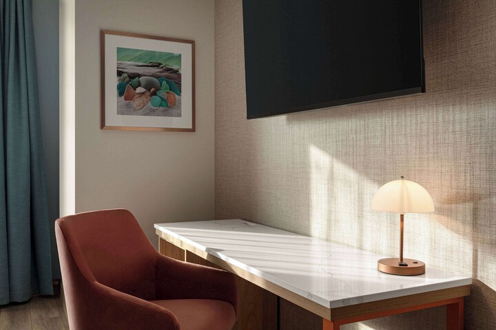 Room 15 of 46