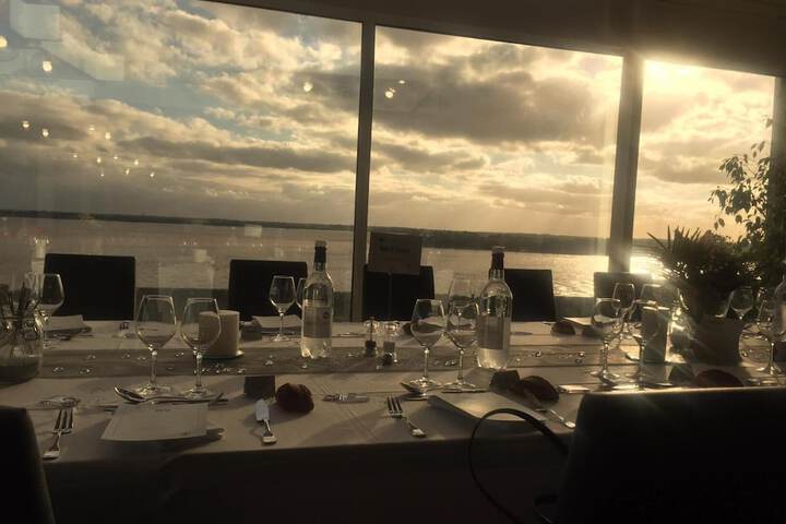 Dining 42 of 67