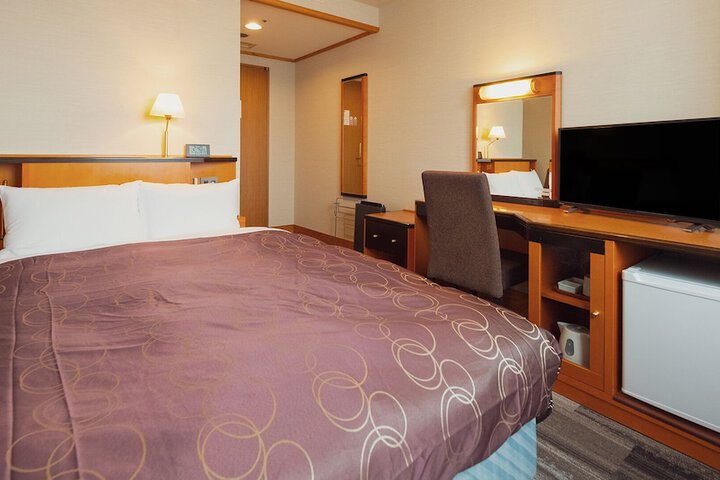 Room 17 of 54