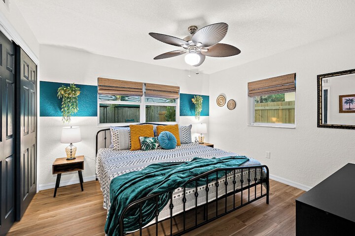 Room 4 of 19