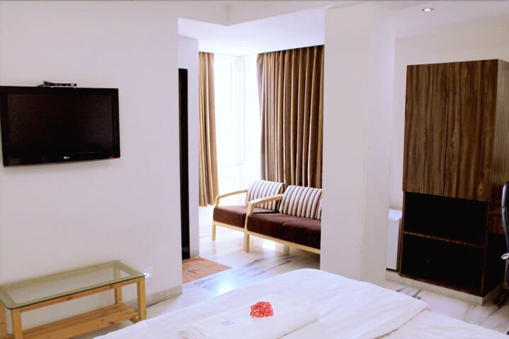 Photo 4