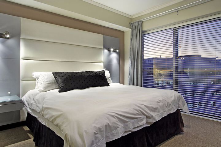 Room 6 of 60