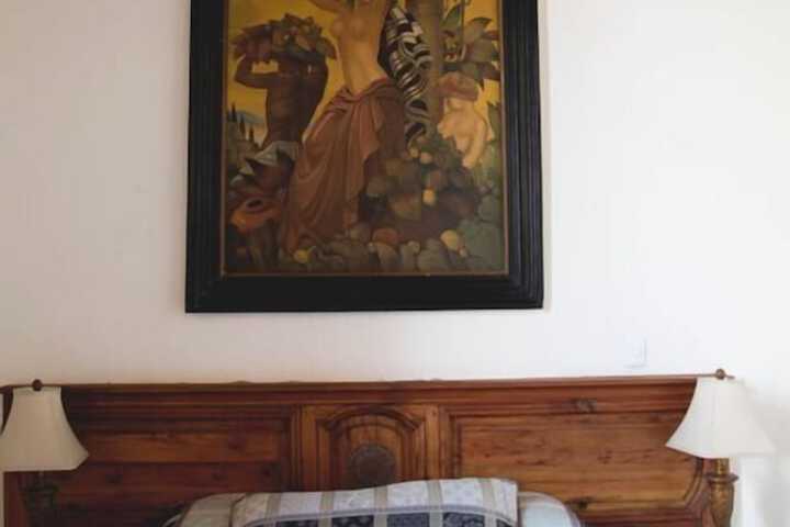 Room 7 of 34