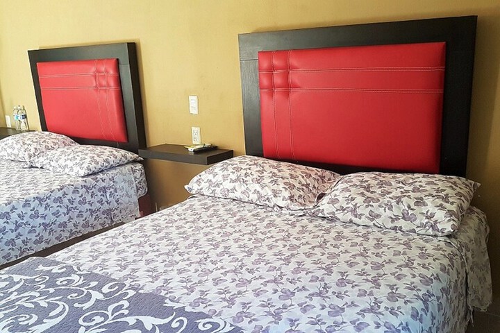 Room 9 of 46
