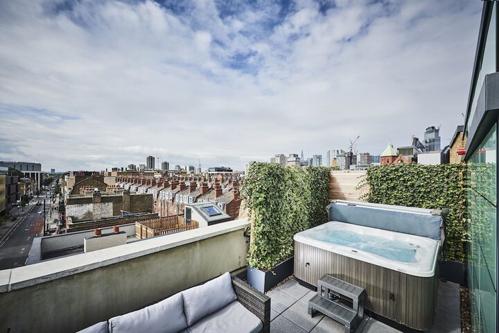 Terrace/Patio 21 of 44
