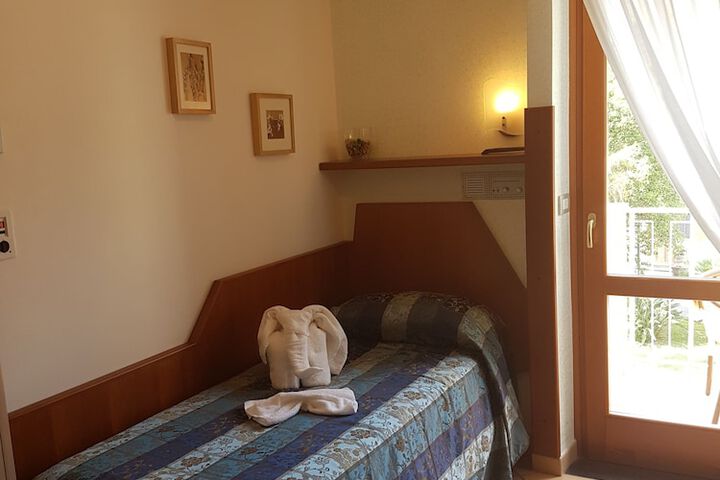 Room 10 of 58