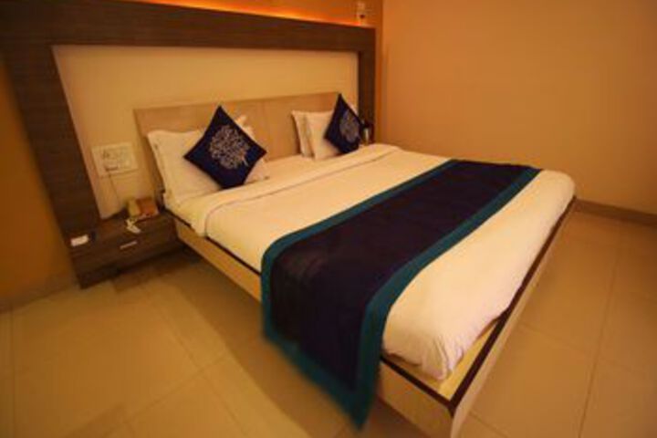Room 20 of 28