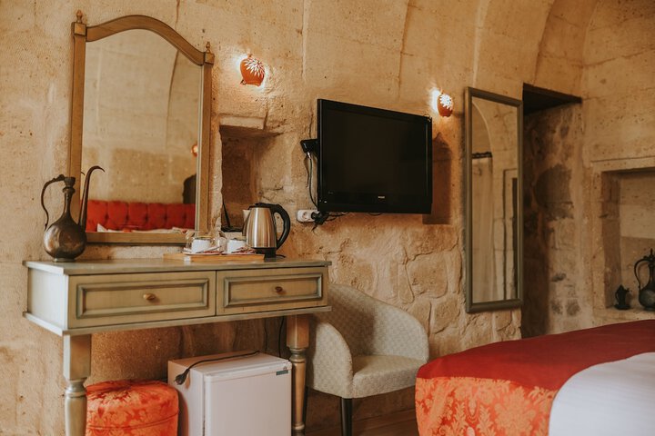 Room 28 of 131